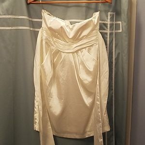 White strapless dress